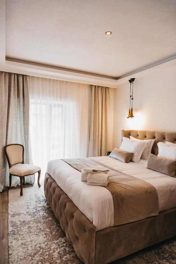 The Berg'S 2 Hotel Ocna Mures Exterior foto